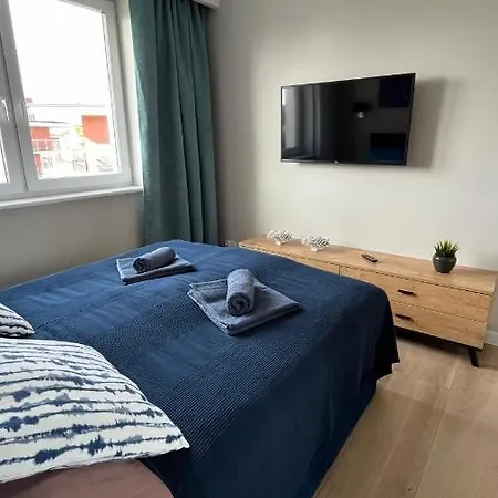 Klifowa 55 *
